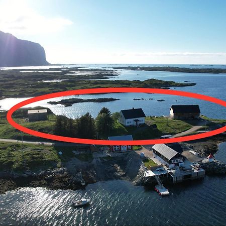 Villa Borgvag - A Unique Seafront Villa In The Heart Of Lofoten Bostad Zewnętrze zdjęcie