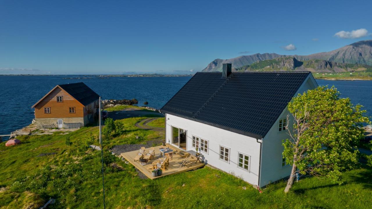 Villa Borgvag - A Unique Seafront Villa In The Heart Of Lofoten Bostad Zewnętrze zdjęcie